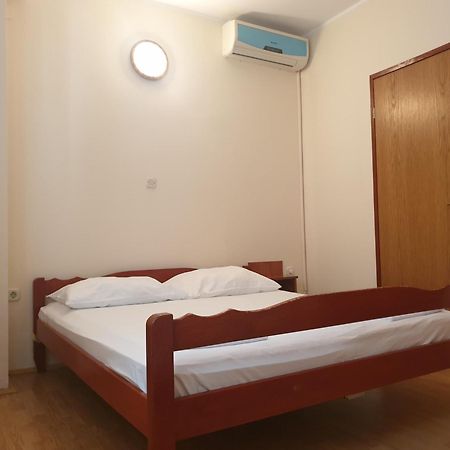 Betanovalja Apartment Luaran gambar