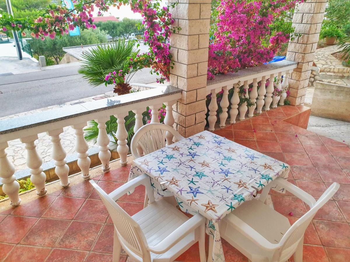 Betanovalja Apartment Luaran gambar