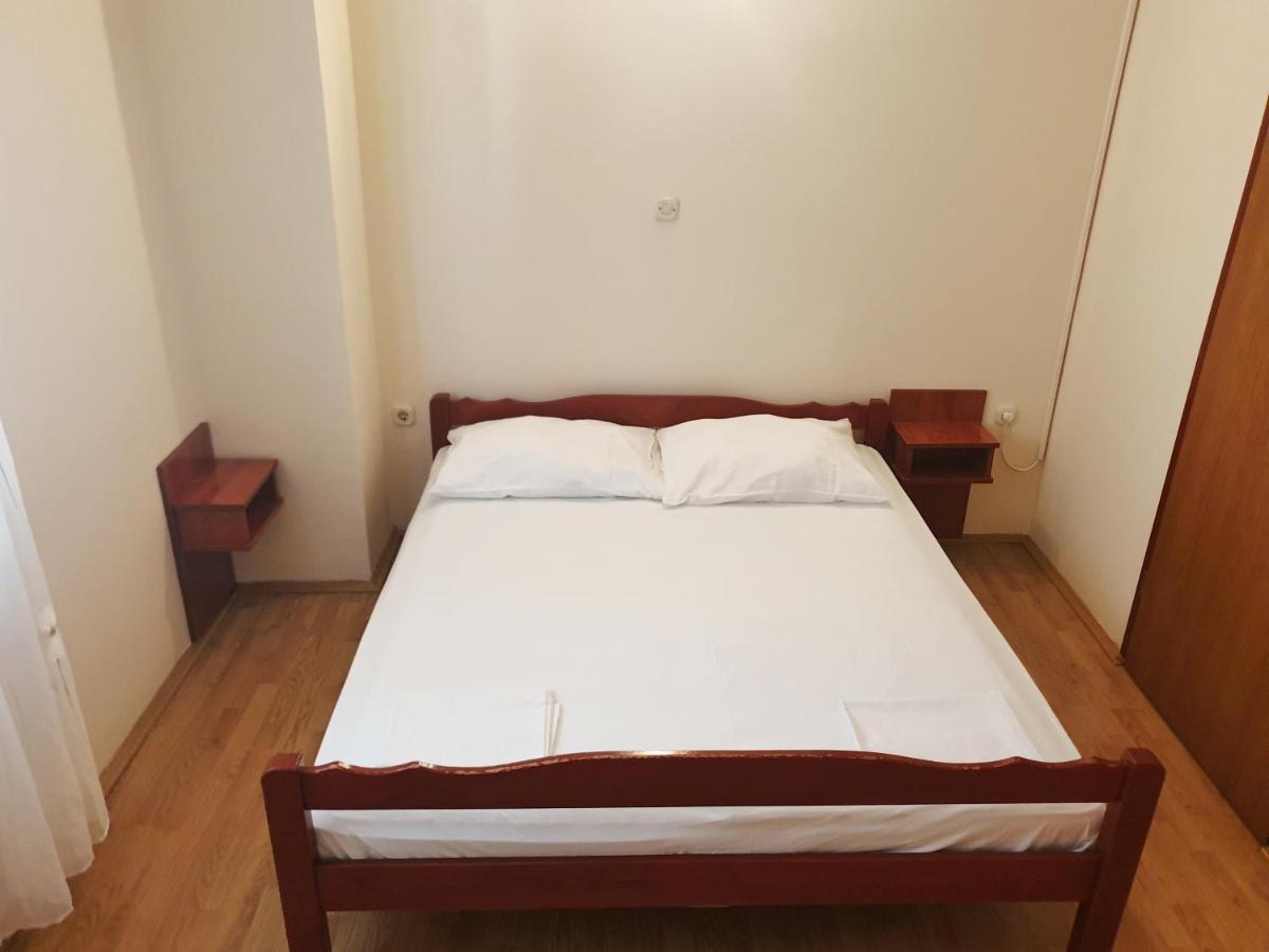 Betanovalja Apartment Luaran gambar