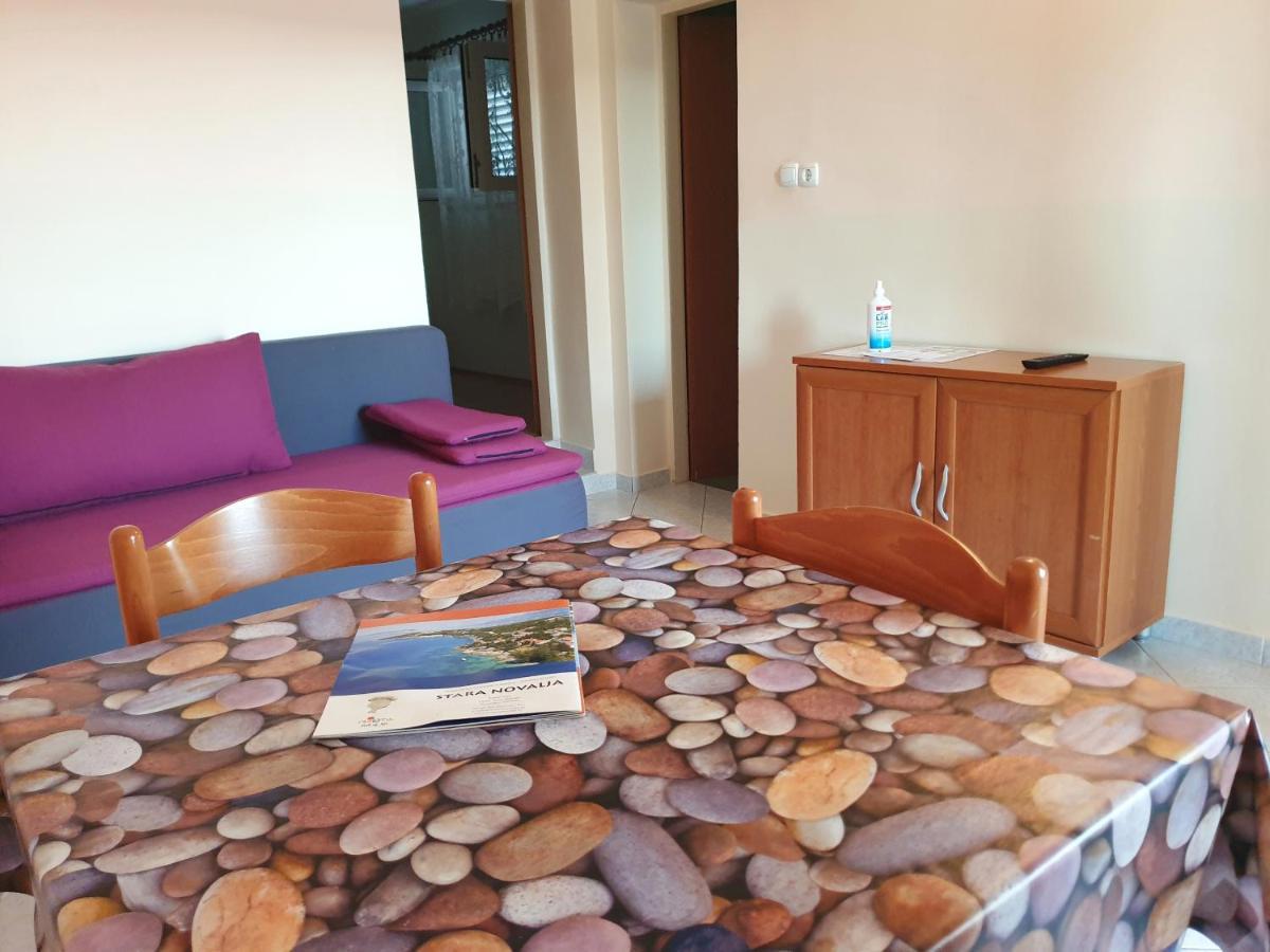 Betanovalja Apartment Luaran gambar