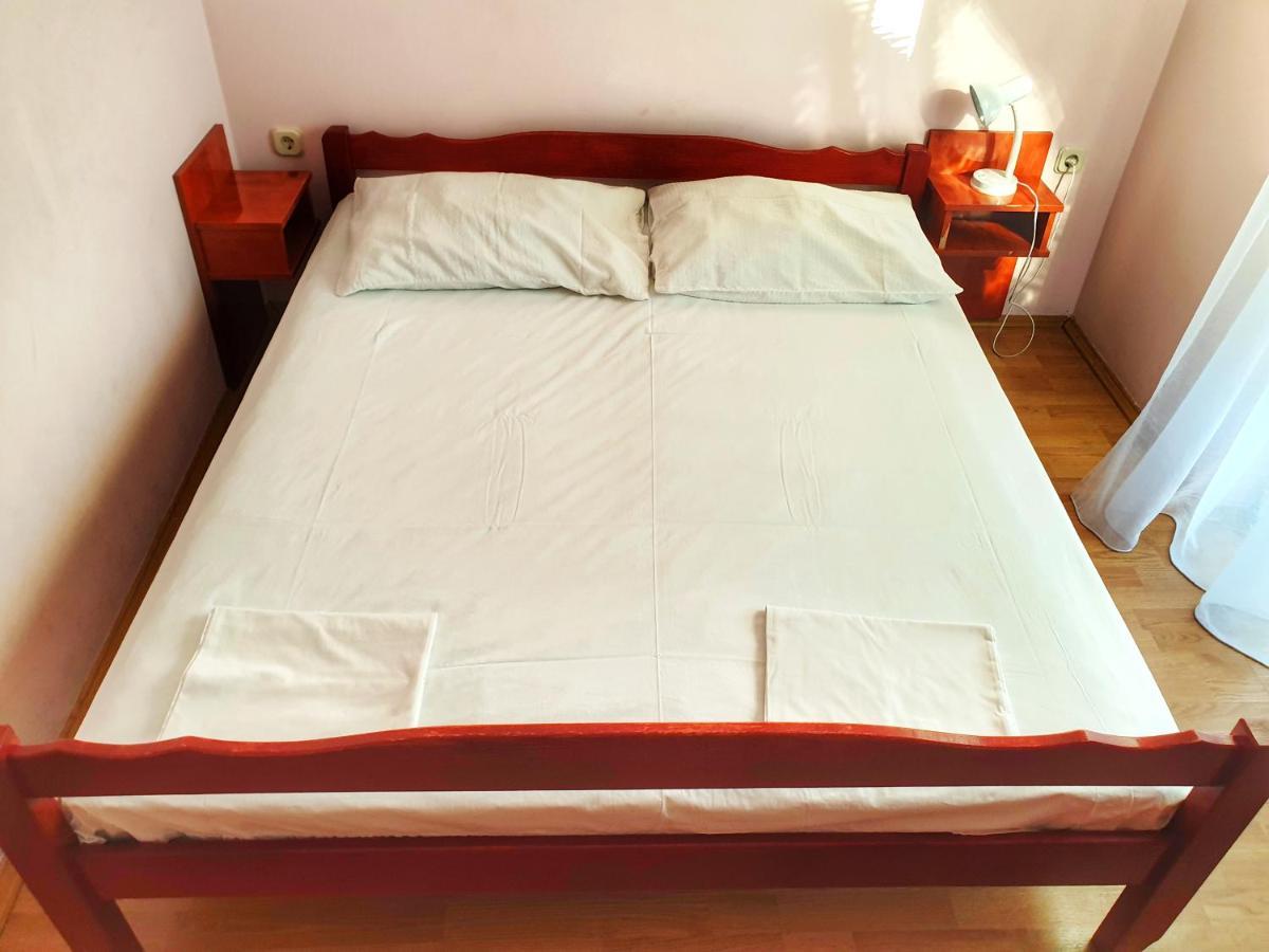 Betanovalja Apartment Luaran gambar